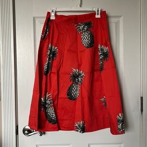 Ann Taylor factory store size 2 orange/pineapple print skirt